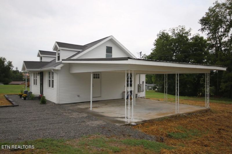 516 3rd St, Madisonville, TN 37354