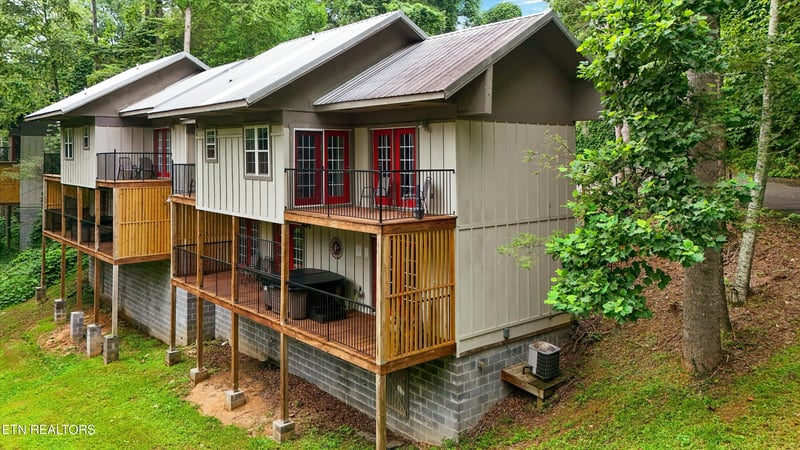 516 - 537 Proffitt Rd & Johnson Ln #1-7, Gatlinburg, TN 37738