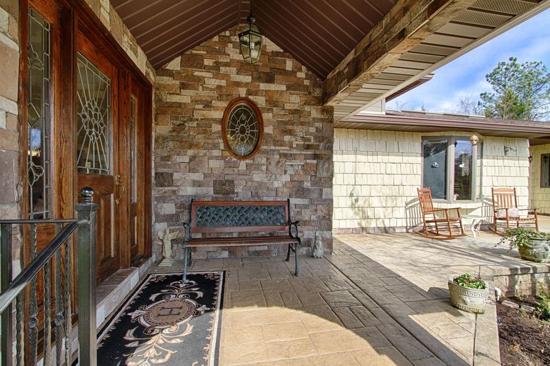 516 Dixon Rd, Knoxville, TN 37934