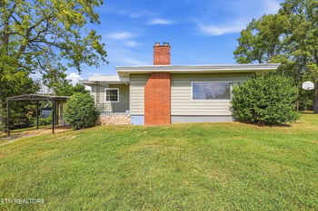 516 Dunn Ave, Maryville, TN 37804