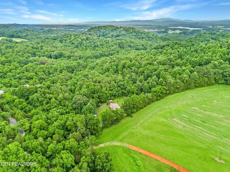 516 Knob Rd, Vonore, TN 37885