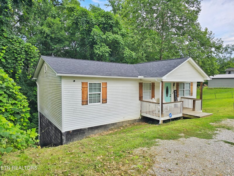 516 N 11th St, Lafollette, TN 37766