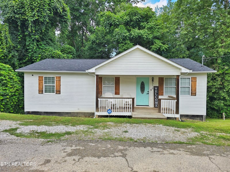516 N 11th St, Lafollette, TN 37766