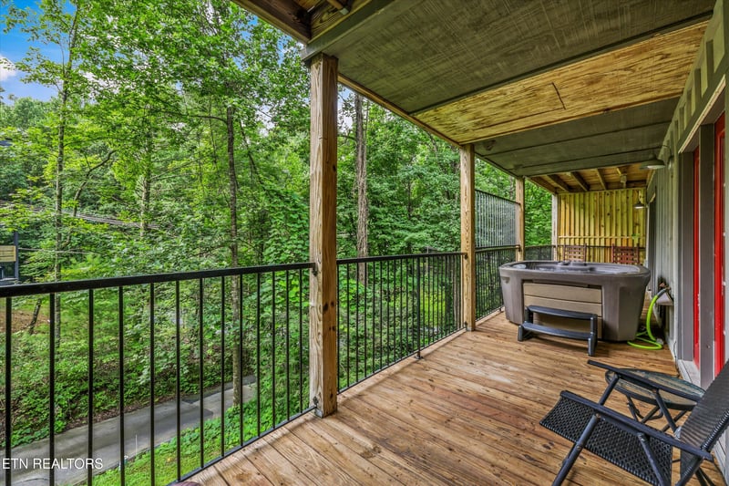 516 Proffitt Rd #2, Gatlinburg, TN 37738