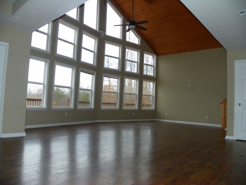 517 Casteel Rd, Sparta, TN 38583