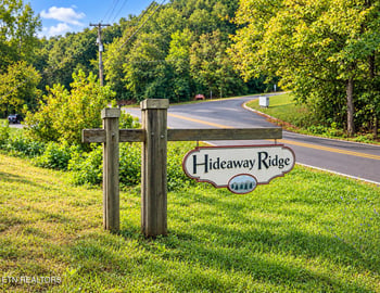 517 Hideaway Ridge Cir, Sevierville, TN 37862