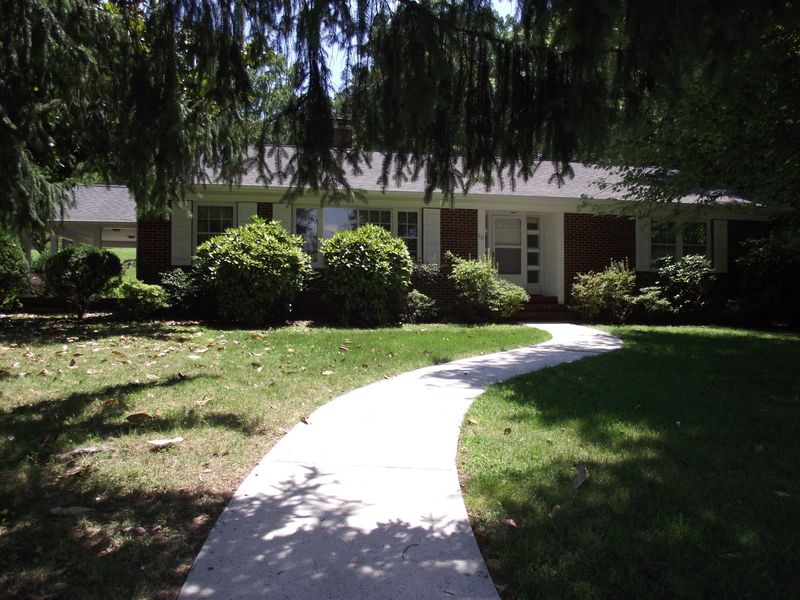 517 Kingwood St, Kingston, TN 37763