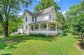 517 Margrave Dr, Harriman, TN 37748