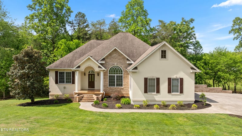 517 Sandpiper Dr, Vonore, TN 37885