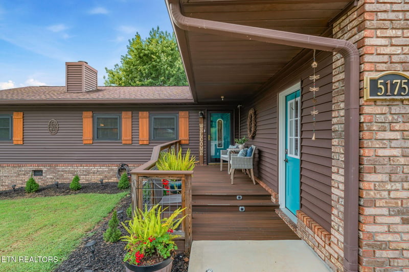 5175 Waller Ferry Rd, Lenoir City, TN 37771