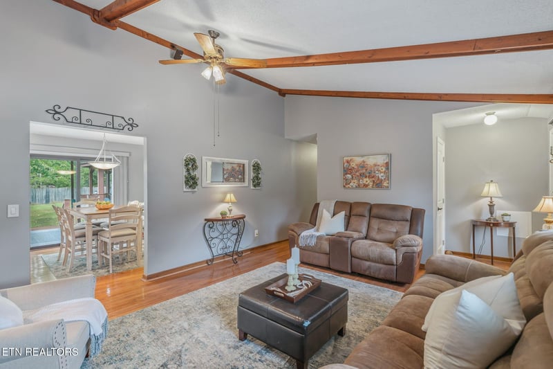 5175 Waller Ferry Rd, Lenoir City, TN 37771