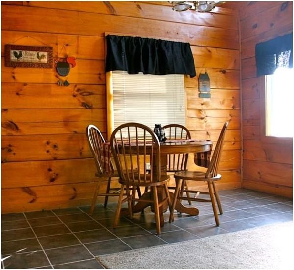 518 Chickasaw Gap Way, Pigeon Forge, TN 37863