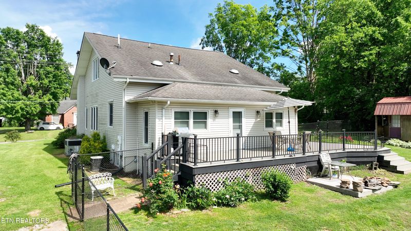 518 Monroe St, Madisonville, TN 37354