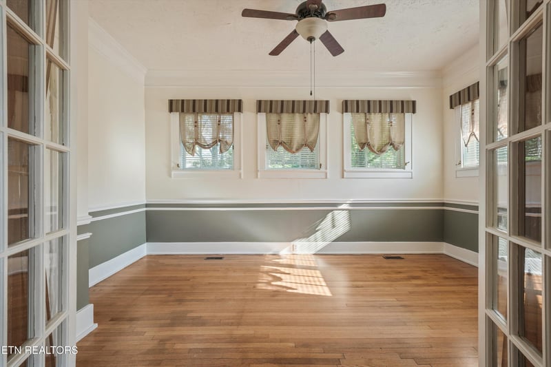 518 N Main Street St, Clinton, TN 37716