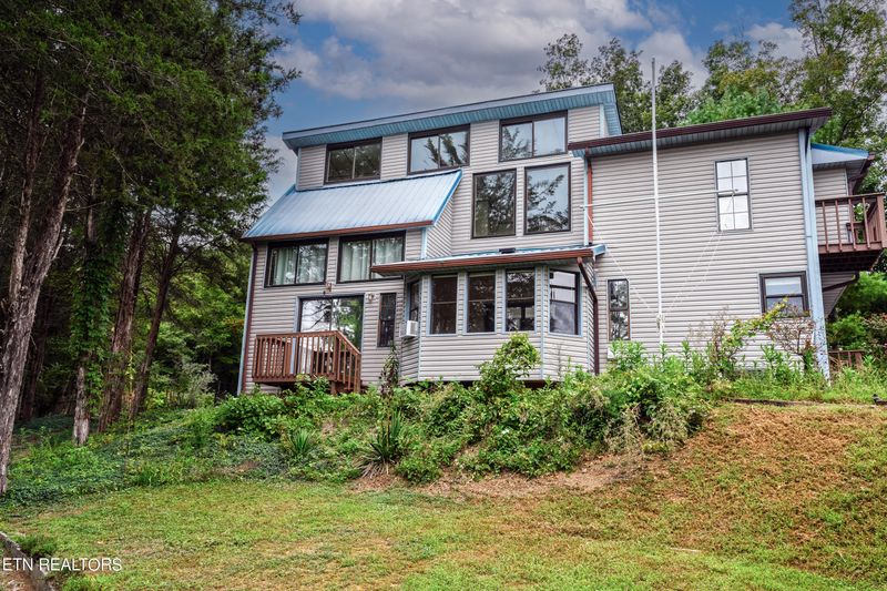 518 Wye Dr, Seymour, TN 37865