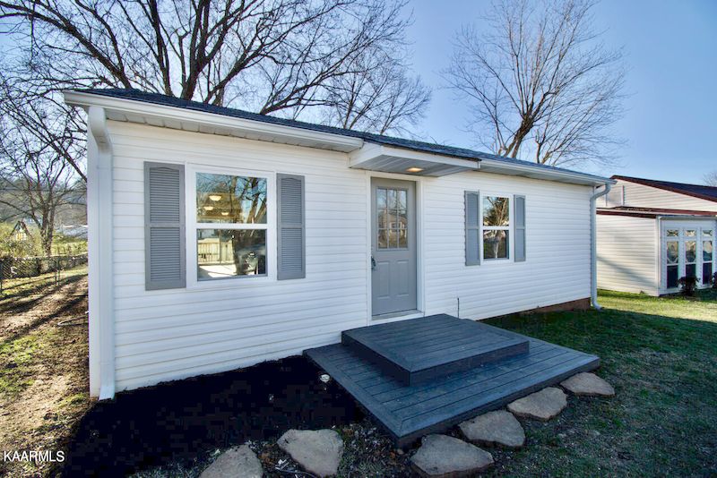 519 Arthur Ave, Maryville, TN 37804