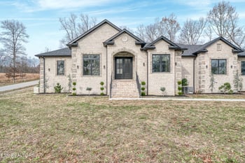 519 Cumberland View Dr, Crossville, TN 38555
