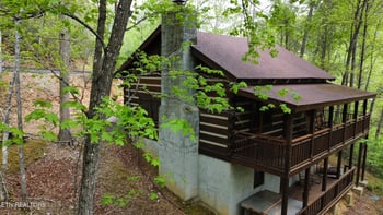 519 Picadilly Ln, Gatlinburg, TN 37738
