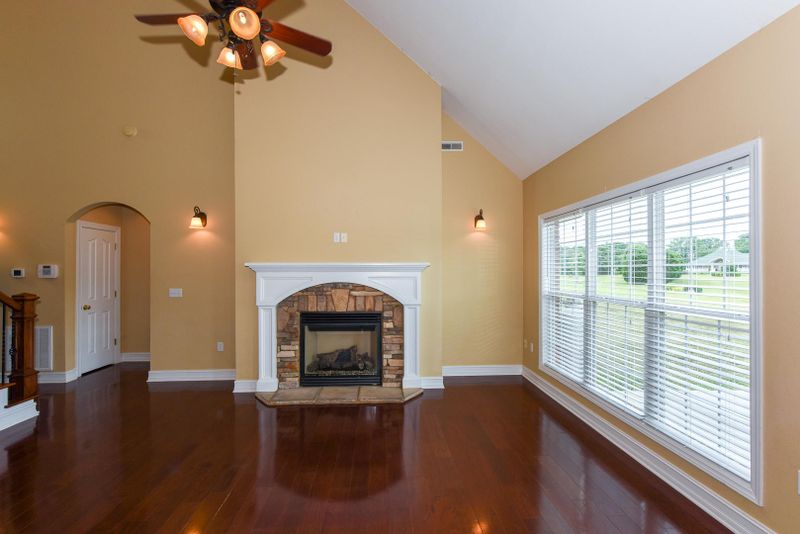 519 Secrist Springs Ln, Walland, TN 37886