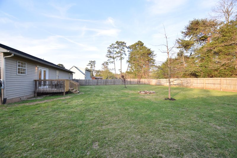 519 Stowers Dr, Corryton, TN 37721