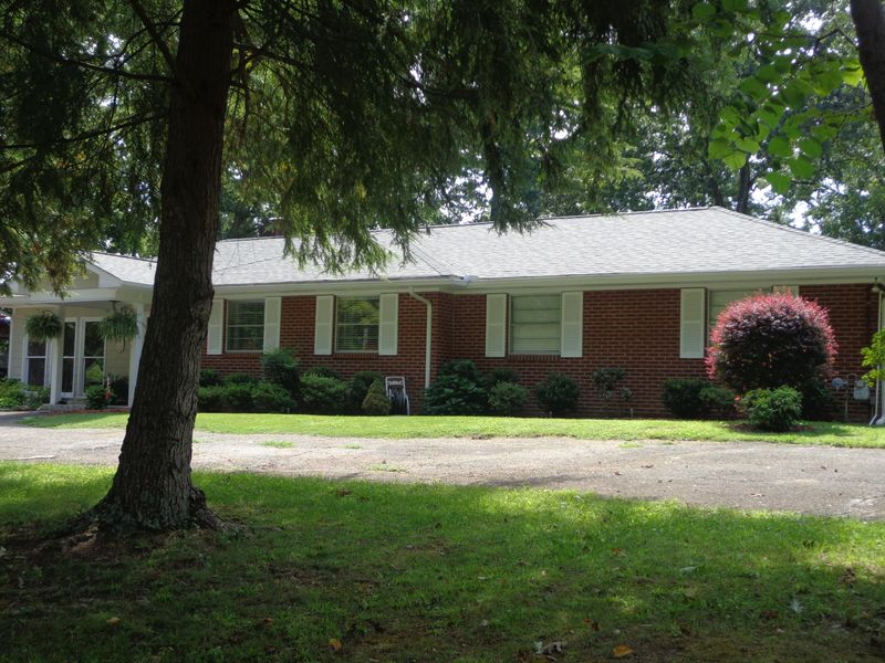 519 W Hunt Rd, Alcoa, TN 37701