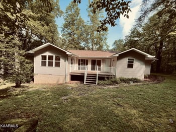 519 Yonside Dr, Sparta, TN 38583