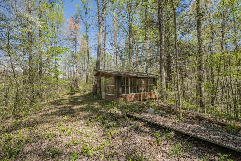 5192 Jones Cove Rd, Cosby, TN 37722