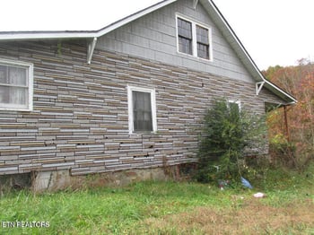 5194 Jones Cove Rd, Cosby, TN 37722