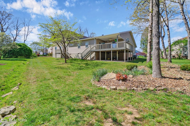 52 Hawthorn Loop, Crossville, TN 38555