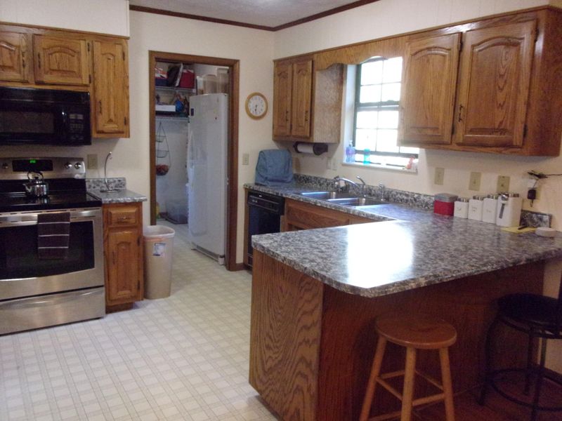 520 Brown Mountain Loop Rd, Knoxville, TN 37920