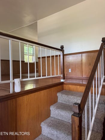 520 Crystal Springs Rd, Madisonville, TN 37354
