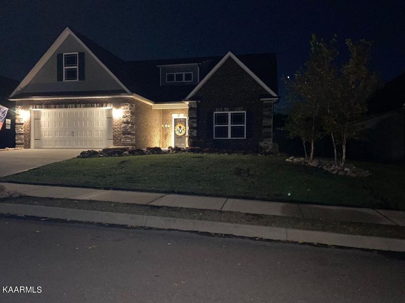 520 Greystoke Ln, Knoxville, TN 37912