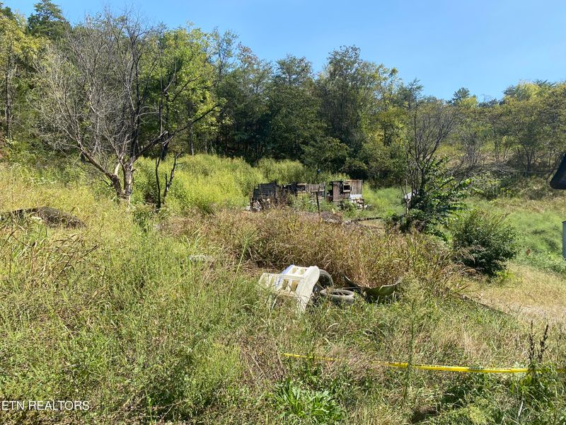 520 Ingle Hollow Rd, Sevierville, TN 37876