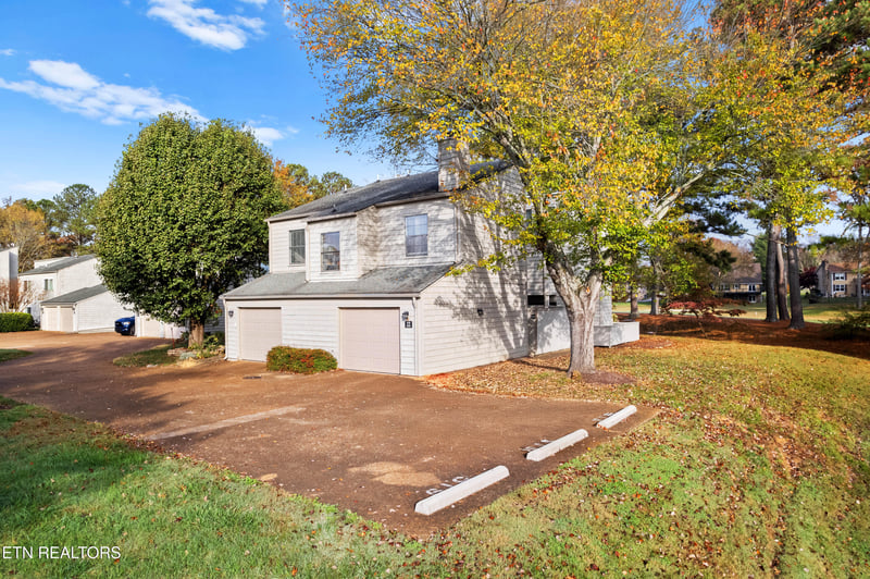 520 Lost Tree Ln, Knoxville, TN 37934