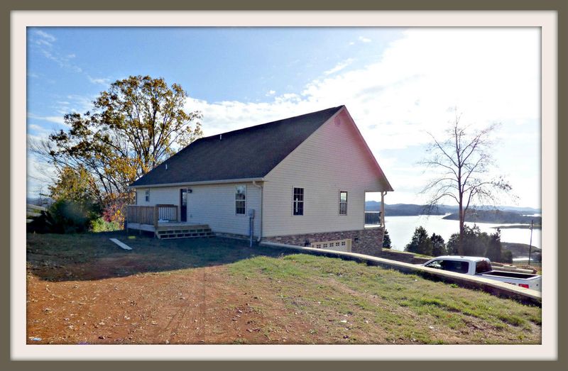 520 Simpson Ln, Bean Station, TN 37708