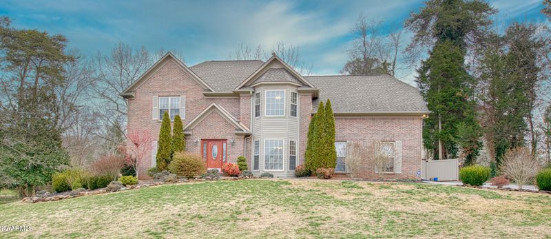 5200 Custis Ln, Knoxville, TN 37920