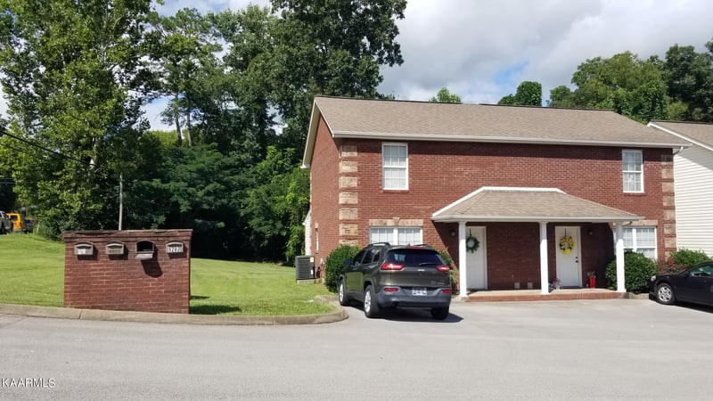 5200 Devonbrook Way, Knoxville, TN 37918
