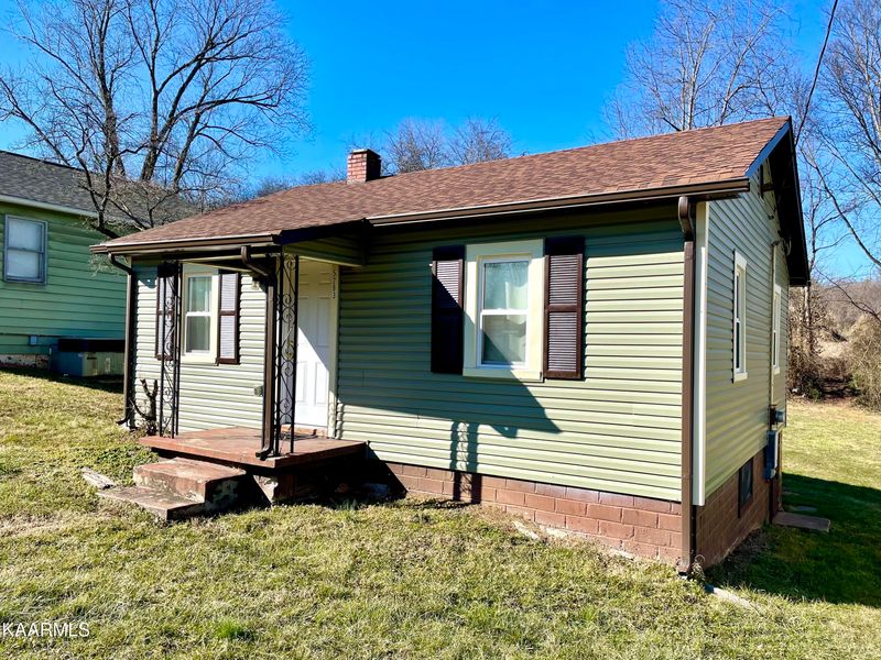 5203 Mcintyre Rd, Knoxville, TN 37914