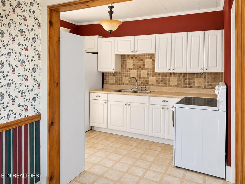 5205 Jacksboro Pike, Knoxville, TN 37918