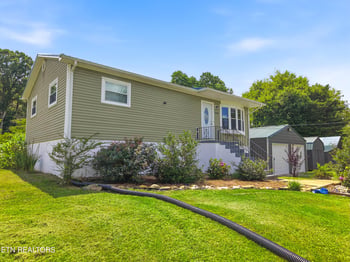 5205 John Hall Rd, Knoxville, TN 37920