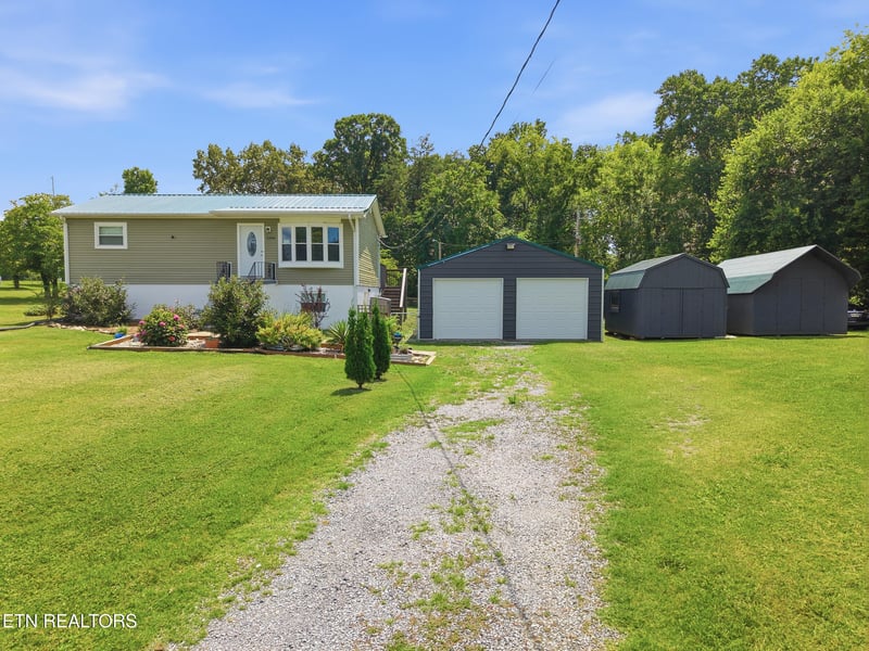 5205 John Hall Rd, Knoxville, TN 37920