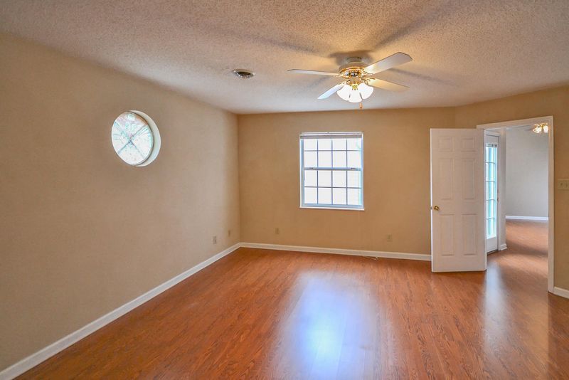 5205 Vanardo Way, Knoxville, TN 37912