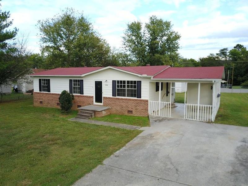 5206 Alcove Blvd, Greenback, TN 37742