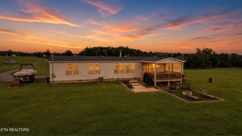 5208 Sevierville Rd, Maryville, TN 37804