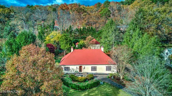 5209 Green Valley Dr, Knoxville, TN 37914
