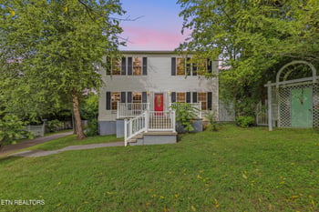 5209 Montrose Rd, Knoxville, TN 37918