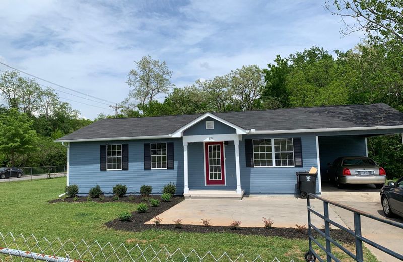 521 E Harper Johnson Dr, Athens, TN 37303