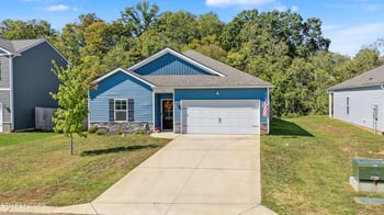 521 Heritage Crossing Dr, Maryville, TN 37804