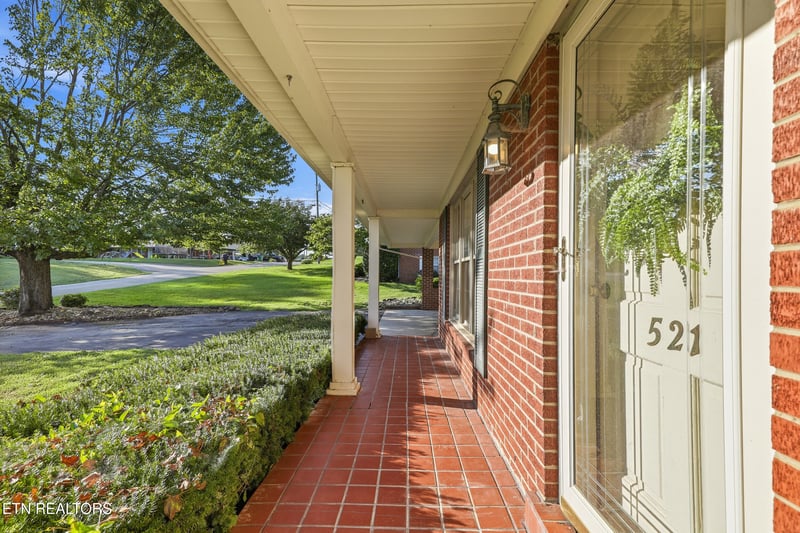 521 Oak St, Morristown, TN 37813
