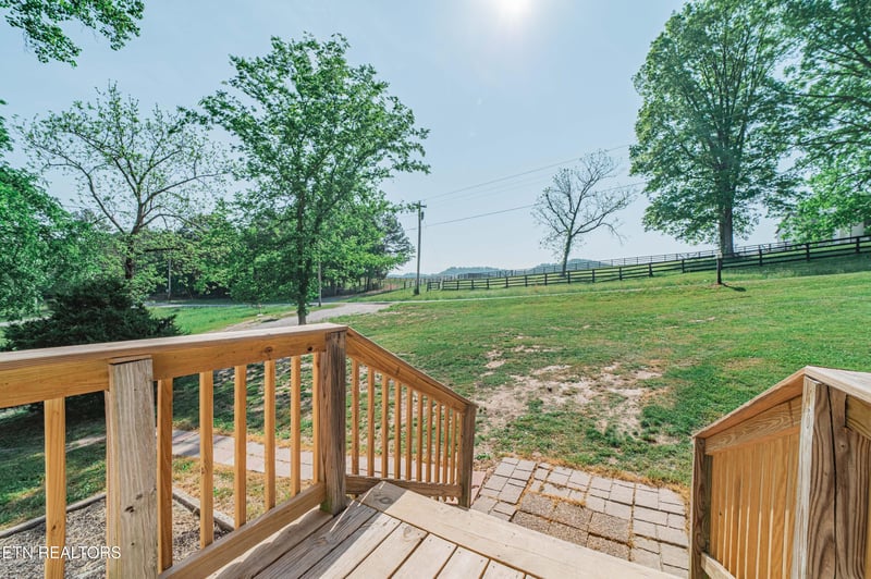521 Old Poplar Springs Rd, Kingston, TN 37763